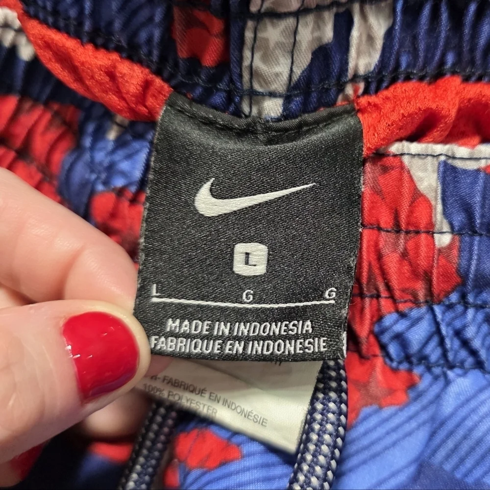 Nike size large